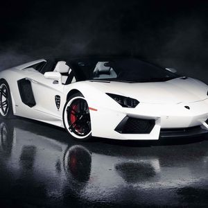 Meet your Posher, August